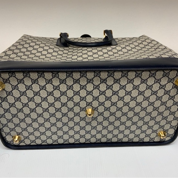 Authentic Gucci GG Vintage travel handbag PVC leather. - Picture 9 of 9
